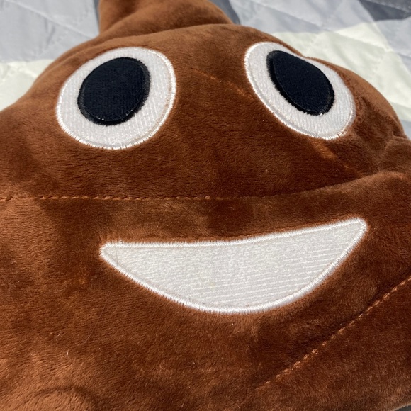 Pink & Brown Poop Emoji Pillows w/ Baby 💩 - Picture 5 of 15